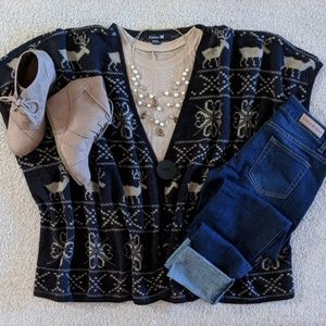 Forever 21 Oversized Sweater Vest, Size - S